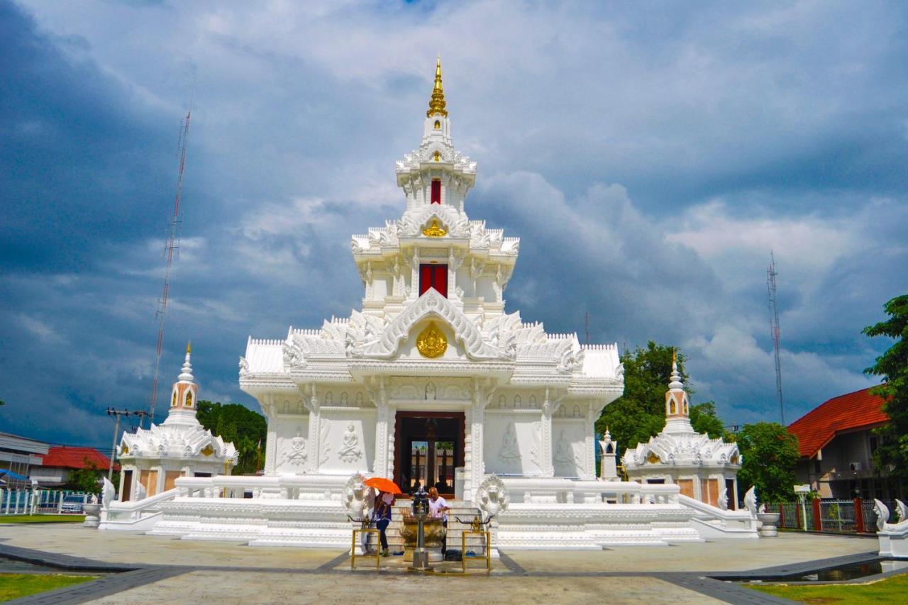 Pura Nakhon Hotel Nakhon Si Thammarat Zewnętrze zdjęcie